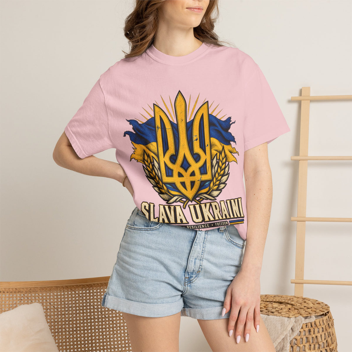 Slava Ukraini — Tryzub