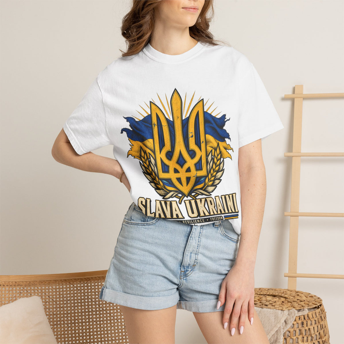 Slava Ukraini — Tryzub